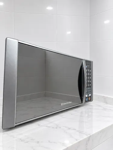Microondas Espelhado Electrolux 30L