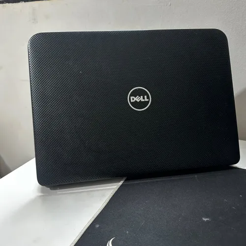 Notebook Dell i3 de 1 Tera de HD 8GB de RAM