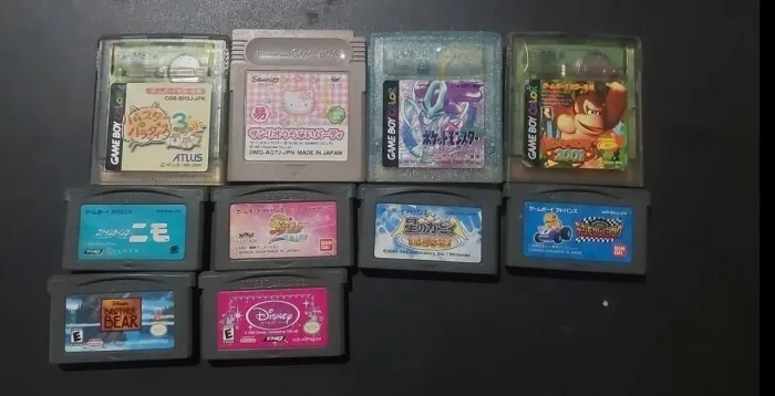 Fitas de game boy cada uma tem um valor