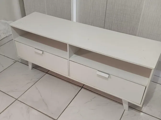 Rack para TV de até 55 polegadas com duas portas, branco
