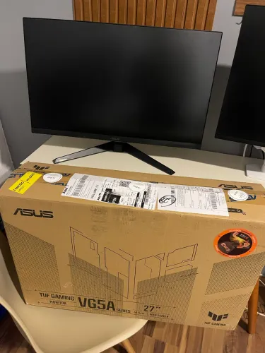ASUS TUF 27Pol. 240hz (novo)