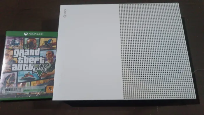 Vendo Xbox one S