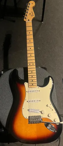 Fender Stratocaster Standard MIM 