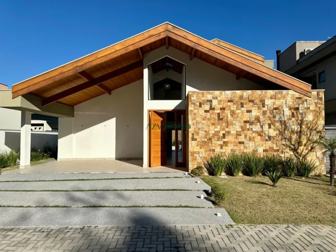 Casa Térrea - Mezanino e Piscina - Condomínio Alphaville II - Urbanova - SJC/SP