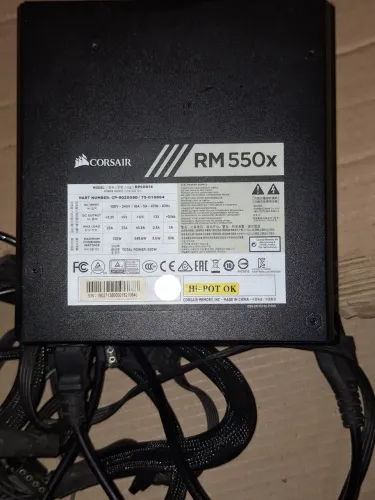 FONTE CORSAIR RM 550X 550W 12V (leia a descrição com atenção)