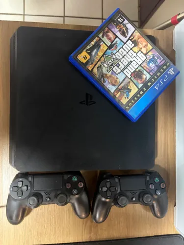 Ps4 Slim 2 controles + GTA V