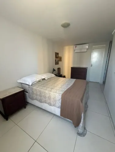 Rock um rio / Quarto em apto na frente do PARK 