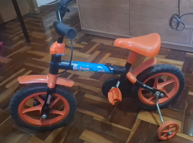 Vende-se bicicleta infantil