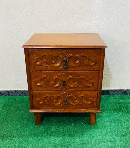 MESA DE CABECEIRA MADEIRA MACIÇA