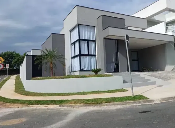 Linda Casa no Condomínio Le France - Alto da Boa Vista
