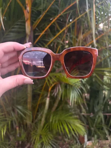 Óculos de Sol Tommy Hilfiger Feminino