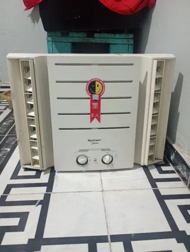 Vendo ar condicionado 300 reais