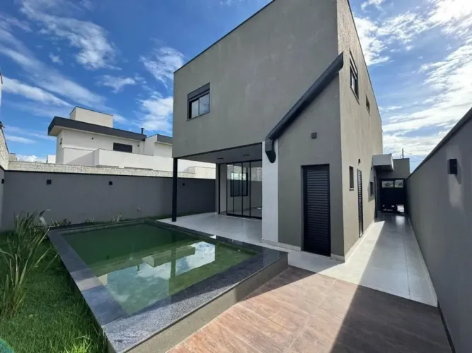 Casa com 4 dormitórios à venda, 250 m² por R$ 1.790.000,00 - Jardim das Flores - São José