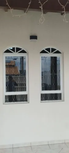 Max em boas condições completo tudo funcionando 