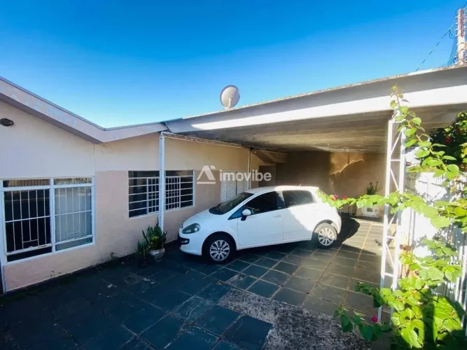 Casa com 3 dormitórios no Bairro Antonio Zanaga em Americana-SP
