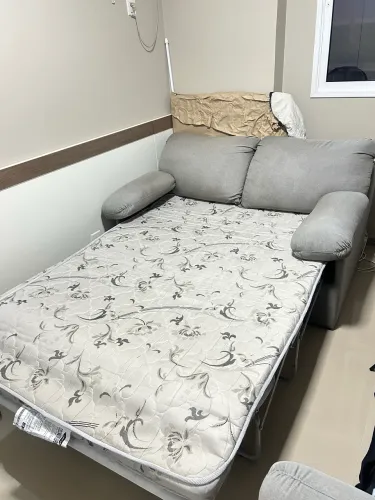 Sofá cama em linho (preço na loja 4129,00)