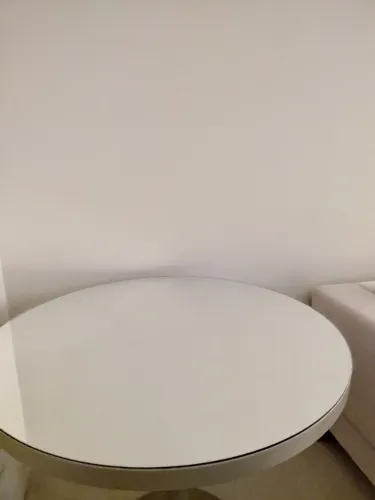 Mesa de laca com tampo espelho GobbiNouvelle