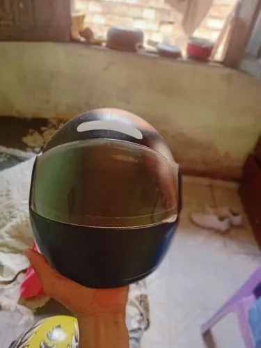 Vende-se capacete Peels fechado
