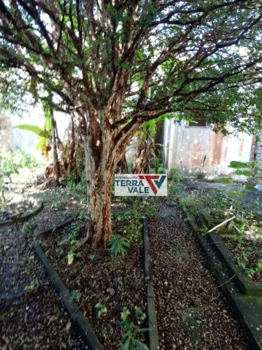 Sobrado com 4 dormitórios à venda, 235 m² por R$ 405.000,00 - Centro - Lorena/SP