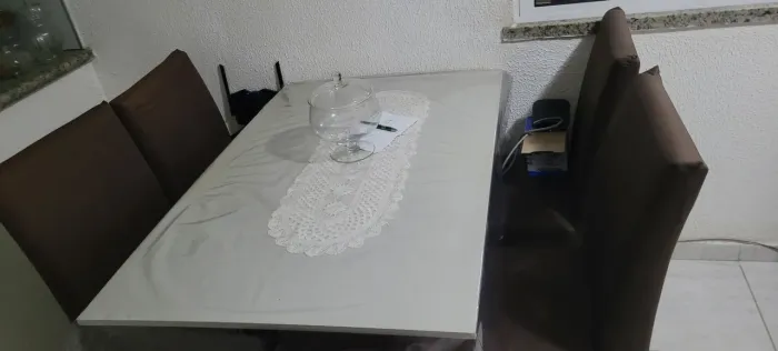 Mesa 4 cadeiras