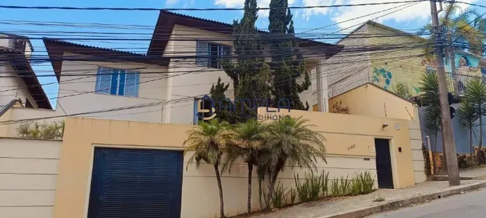 Casa à venda, 4 quartos, 3 suítes, 3 vagas, Belvedere - Belo Horizonte/MG