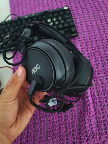 FONE DE OUVIDO AOC