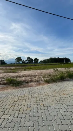 Lote/Terreno para venda possui 175 metros quadrados