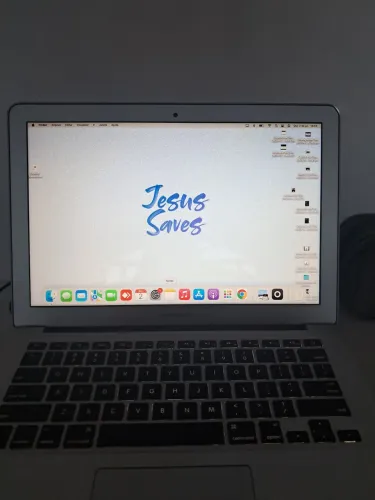 MacBook Air 13" (2017) usado, funcionando perfeitamente