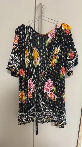 Saída de praia/vestido - Tamanho G 
