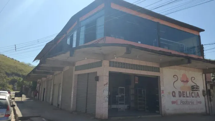 Vendo ou troco 3 lojas e 1salão