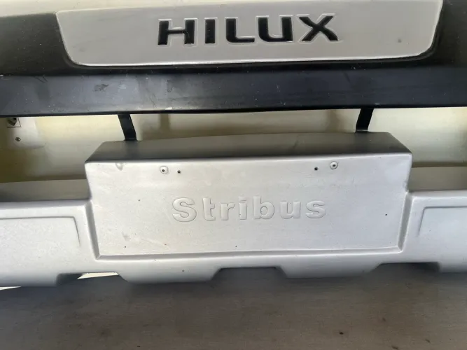 Protetor frontal da Hilux 