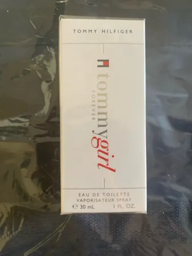 Perfume Tommy Hilfiger Girl Forever lacrado.