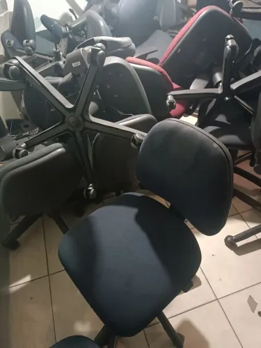 Cadeiras novas