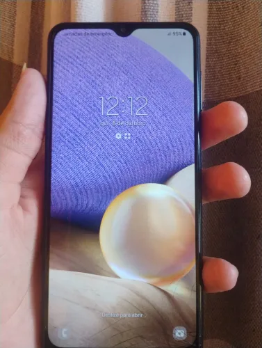 A32 5G 128gb tudo ótimo pra uso