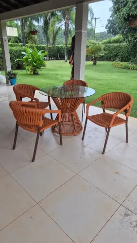 MESA DE CORDA NÁUTICA COM TAMPO DE VIDRO + 4 CADEIRAS DE TRICÔ NÁUTICO