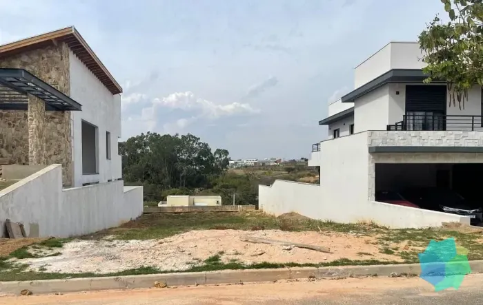 Terreno à venda, 315 m² por R$ 350.000 - Condomínio Central Parque - Salto/SP