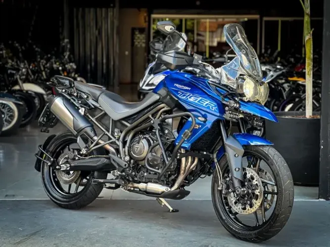 TRIUMPH TIGER 800 XRX