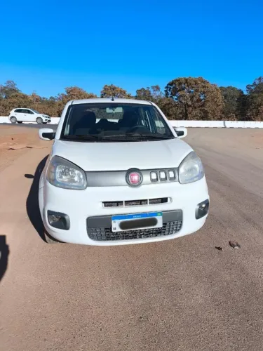 Fiat Uno Attractive 1.0 EVO Fire Flex 8V 5P 2016