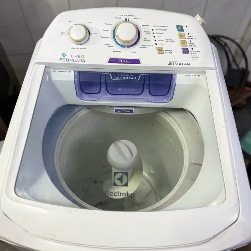 Lavadora de roupa eletrolux
