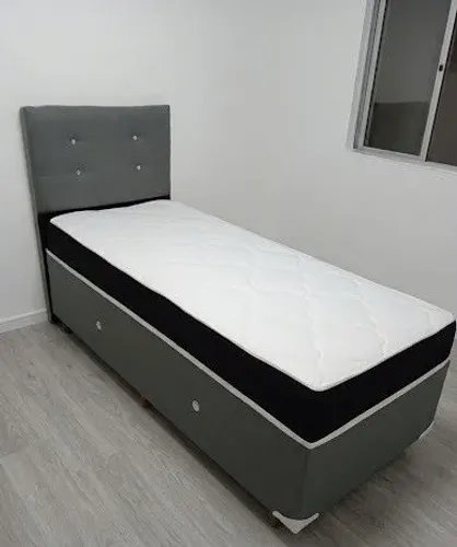 Vendo cama box solteiro
