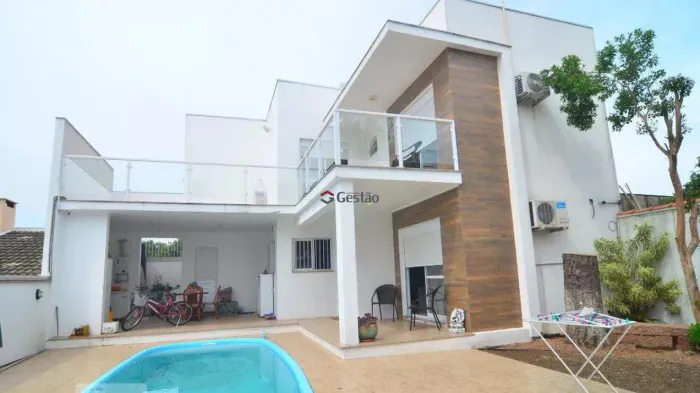Casa Comercial para Alugar no Bairro Igara em Canoas com 328m e Piscina REF: C2380