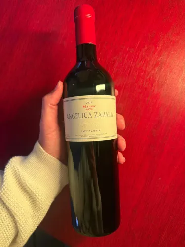 Vinho Angélica Zapata