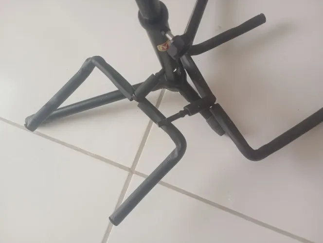 Suporte para violão e guitarra