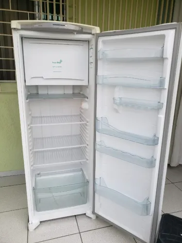 Oferta Frost Free Consul Geladeira Grande 110 Volts Entrego e Aceito Cartão  