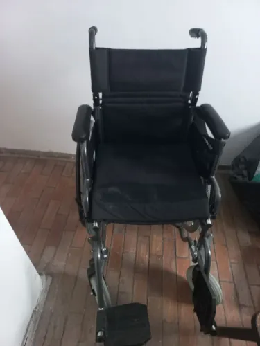 Cadeira de rodas Dellamed