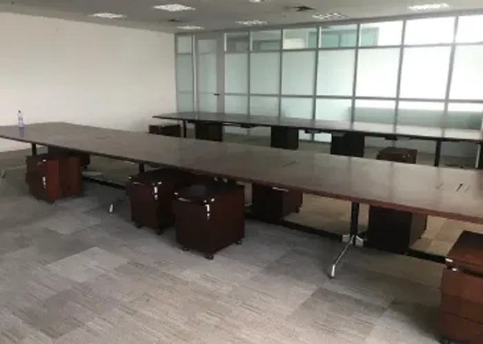 GABINETE DE SERVIÇO EM IMBUIA