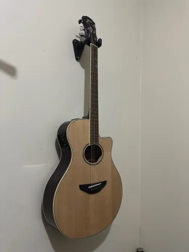 Violão Yamaha APX600
