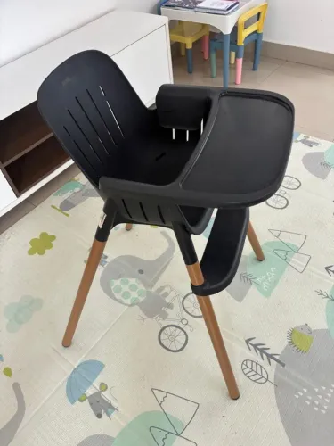 Kit Cadeirinha infantil + apoia de Prato e copo0