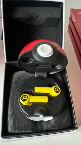 Fone de ouvido Razer Pokemon Pikachu in-ear gamer sem fio