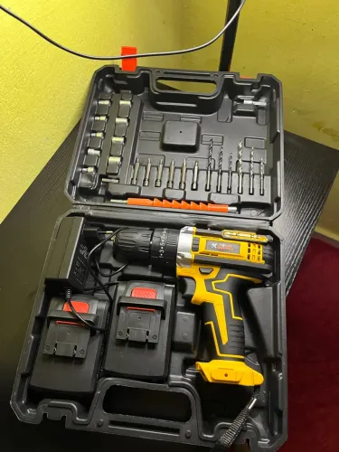 Furadeira Parafusadeira 21v Sem fio Bateria dupla + Kit Male